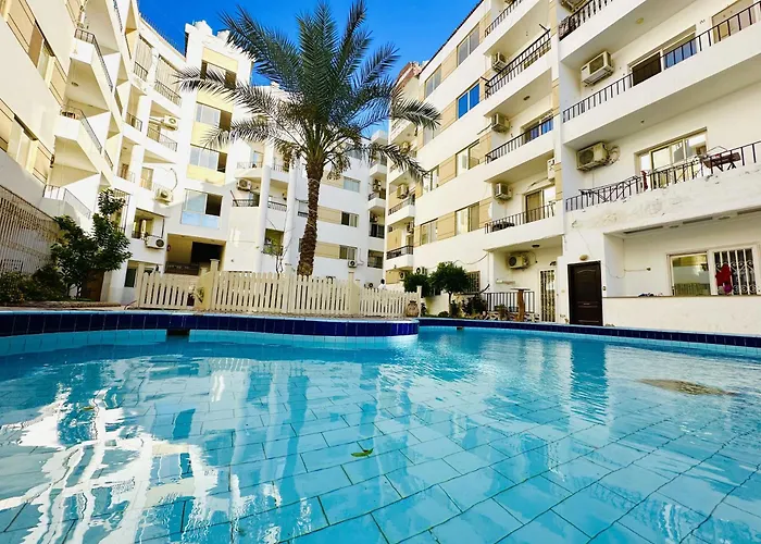 Apartment Lotus Elegant Pool View *